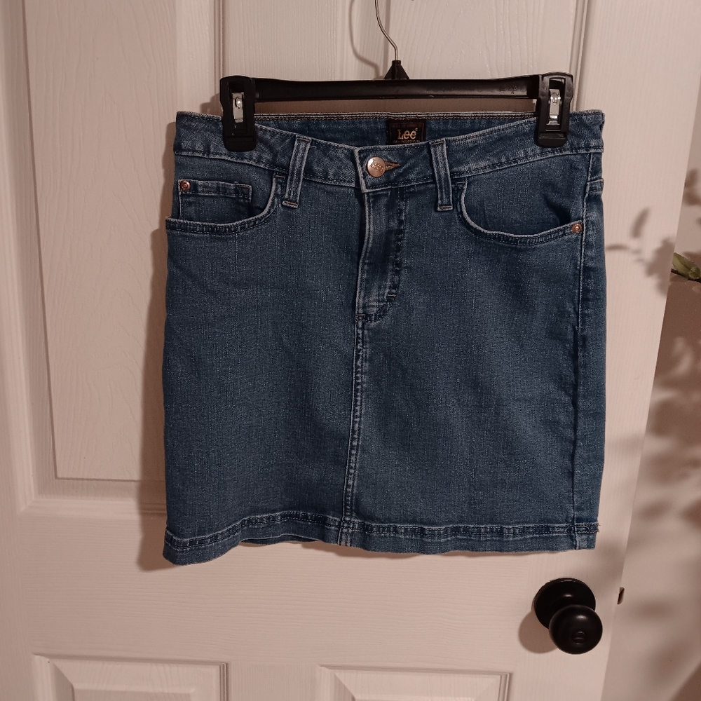 Lee Dark Blue Denim Skort. 8